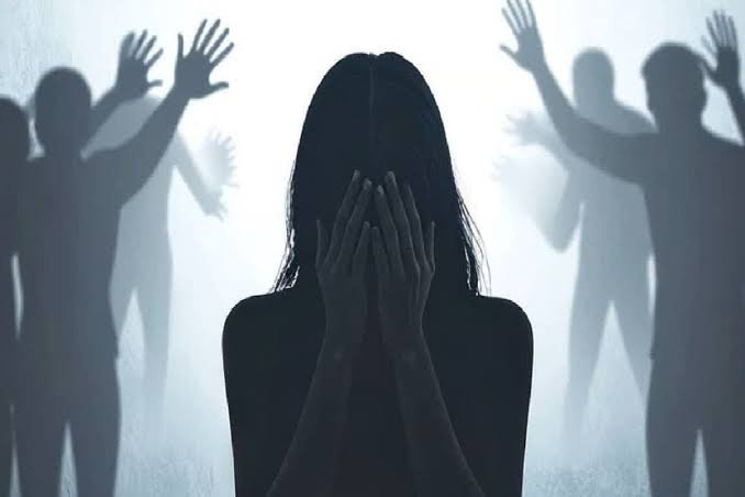 பாலியல் வன்கொடுமை செய்யப்பட்ட 17 வயது சிறுமி – விசாரணையில் திடுக்கிடும் தகவல்கள்