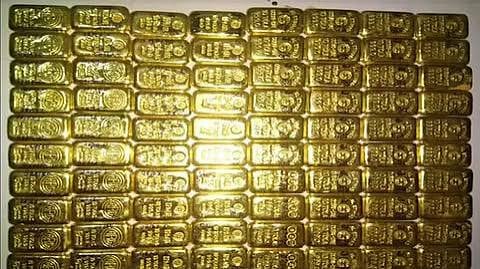 1600 தங்கக் கட்டிகள் கடத்தல் இந்திய வம்சாவளி மலேசியருக்கு 3 ஆண்டு சிறை