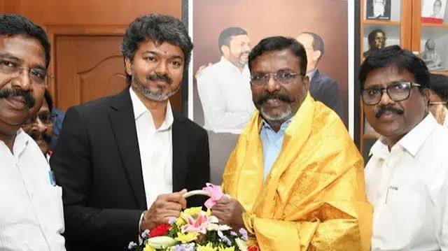 முதலமைச்சர் விஜய்க்கு இடியை இறக்கிய திருமாவளவன்! திமுகவுடன் நட்பு நீடிப்பு? முதலமைச்சர் விஜய்க்கு இடியை இறக்கிய திருமாவளவன்! திமுகவுடன் நட்பு நீடிப்பு?