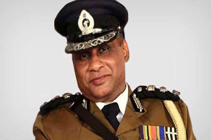இலங்கையில்  மற்றுமொரு உயரதிகாரி ; துப்பாக்கிச் சூட்டு காயத்துடன் மீட்கப்பட்ட உடல்