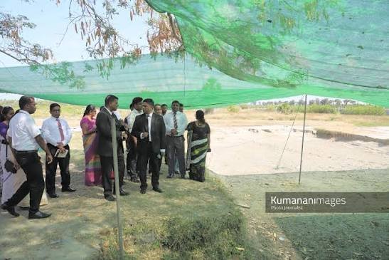 யாழில் உயிருடன் குவியலாக புதைக்கப்பட்ட மக்கள் – நடவடிக்கைகள் முன்னெடுக்கப்படும் யாழில் உயிருடன் குவியலாக புதைக்கப்பட்ட மக்கள் – நடவடிக்கைகள் முன்னெடுக்கப்படும்