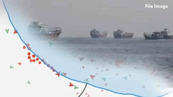 இலங்கையிடம் பாதுகாப்பு கோரி 20 ஈரானிய கப்பல்கள் எல்லையில் இலங்கையிடம் பாதுகாப்பு கோரி 20 ஈரானிய கப்பல்கள் எல்லையில்