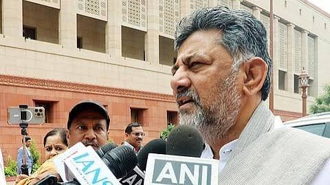 தமிழர்கள் சுட்டுக் கொல்லப்பட்ட விவகாரத்தில் கர்நாடக CM கருத்து! தமிழர்கள் சுட்டுக் கொல்லப்பட்ட விவகாரத்தில் கர்நாடக CM கருத்து!