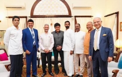 தமிழ் அரசியல் பிரமுகர்களை சந்தித்தார் இந்திய வெளிவிவகார அமைச்சின் செயலாளர்