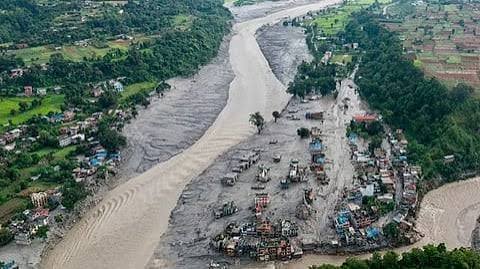 நேபாளம் ஆற்றில் வெள்ளப்பெருக்கு சீனாவில் நிலநடுக்கம் நேபாளம் ஆற்றில் வெள்ளப்பெருக்கு சீனாவில் நிலநடுக்கம்
