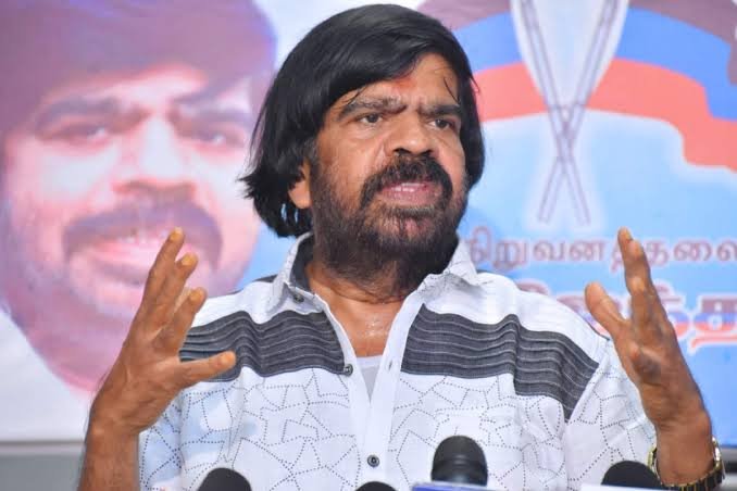 தமிழர்களின் நெஞ்சத்தில் உள்ள உருவத்தை உடைக்க முடியாது.ஆனால் சிலையை உடைக்க முடியும் – டி.ராஜேந்தர்!