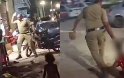 ஊர்க்காவல் படை வீரர் பெண்ணை தாக்கி தலைமுடியை பிடித்து இழுத்துச்சென்று கீழே தள்ளும்வீரர் ?
