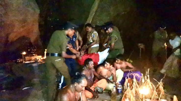 வெடுக்குநாறிமலைஆலய நிர்வாகத்துக்கு எதிராக நீதிமன்றத்தை நாடிய பொலிஸார்