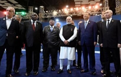 சீனாவில் 2027 பிரிக்ஸ் மாநாடு நடைபெறுகிறது தலைமைப் பொறுப்பை சீனா ஏற்க உள்ளது