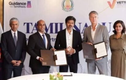 7,000 நபர்களுக்கு வேலைவாய்ப்பு அளிக்கும் ரூ.11,000 கோடி முதலீடு – லண்டனில் முதல்வர் விஜய் ஒப்பந்தம்