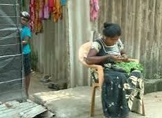 12வருடங்களாக இந்தோனேஷியாவில் அகதி வாழ்க்கை நாடு திரும்ப தாயும் மகளும் கோரிக்கை