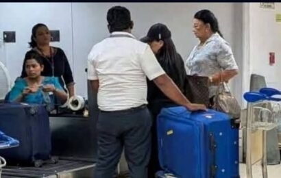 சிங்கப்பூரிலிருந்து நாடு திரும்பினார் ஷிரந்தி ராஜபக்ஷ!