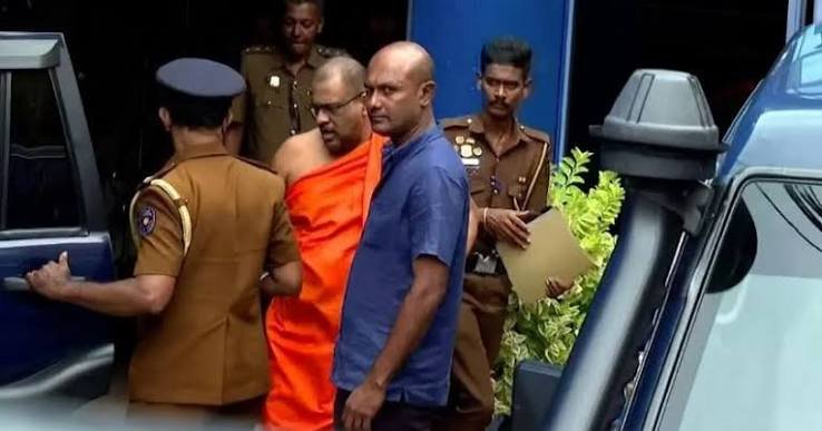 தேரர்ரை தப்பிக்க உதவிய வங்கி அதிகாரி மறியலில்