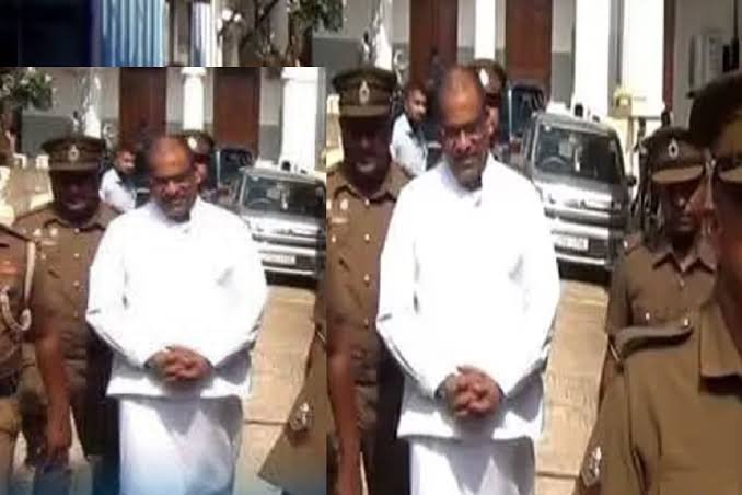 ஞானசார தேரருக்கு கைதி உடை – நளிந்த ஜயதிஸ்ஸ! ஞானசார தேரருக்கு கைதி உடை – நளிந்த ஜயதிஸ்ஸ!