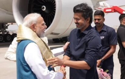 சென்னையில் வரவேற்றார் பிரதமர் மோடியை தமிழக முதலமைச்சர் விஜய்